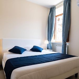 Minerva Monks Inn
